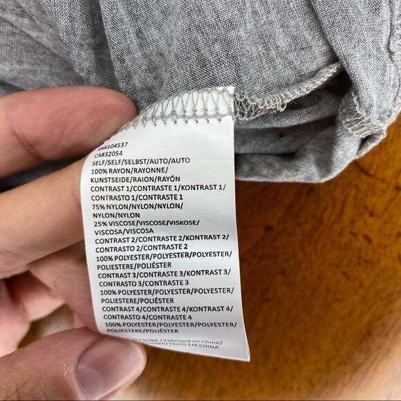 Tiny by Anthropologie sequin and velvet top NWT - Picture 7 of 11